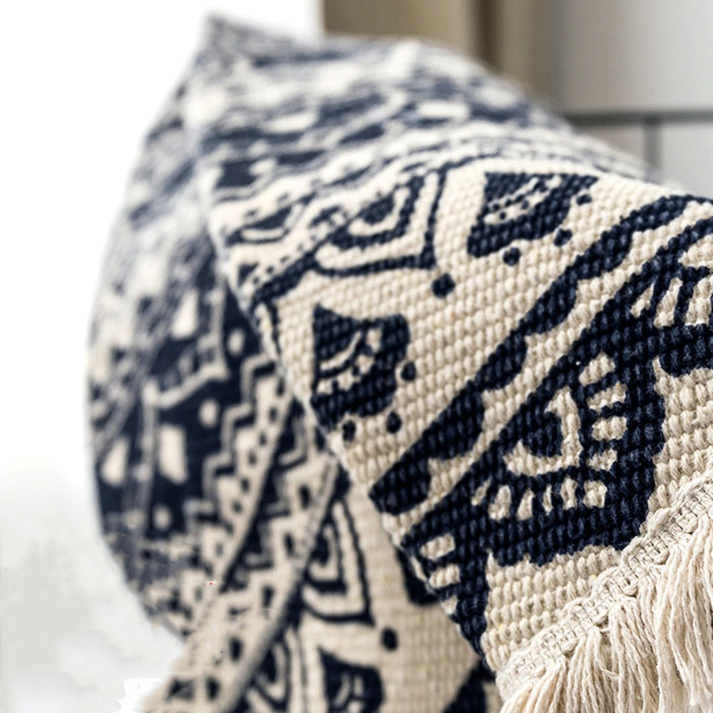 Boho Mandala Rug with Decorative Tassels