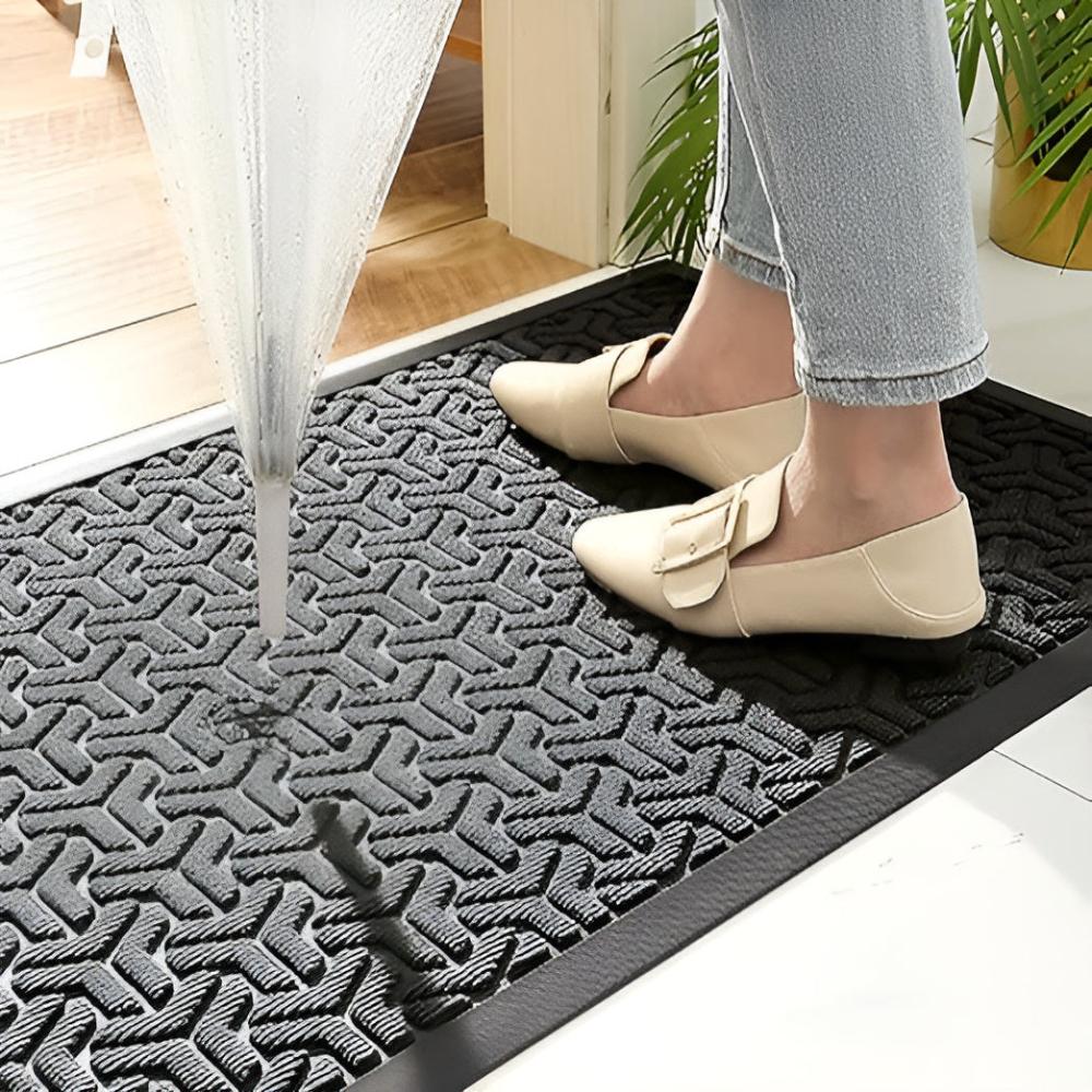 Geometric Rubber Doormat with Grip Base
