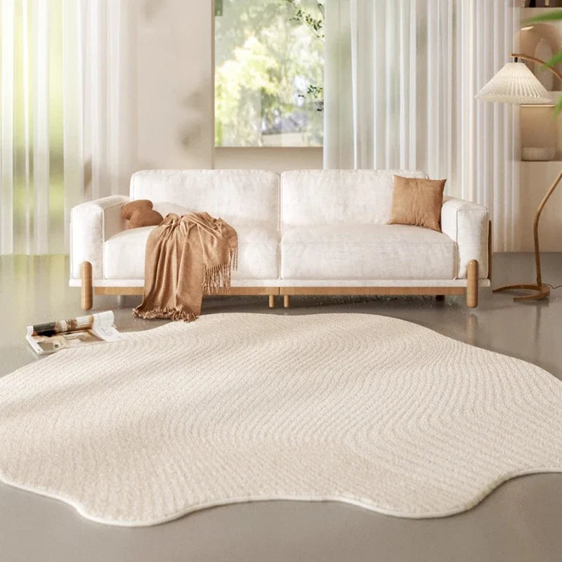 Modern Plush Rug with Irregular Shape
