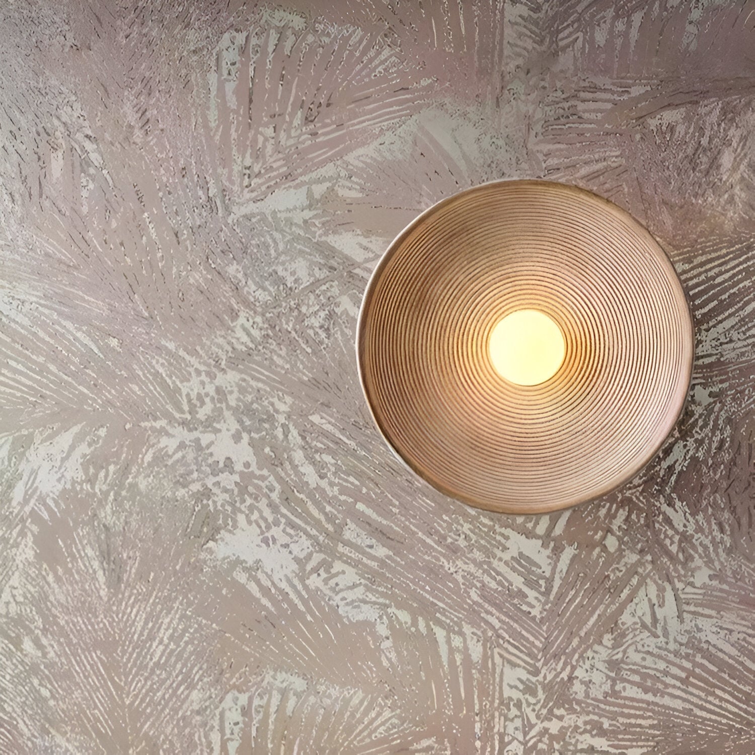 Resin Ribbed Round Wall Sconce with Globe Light