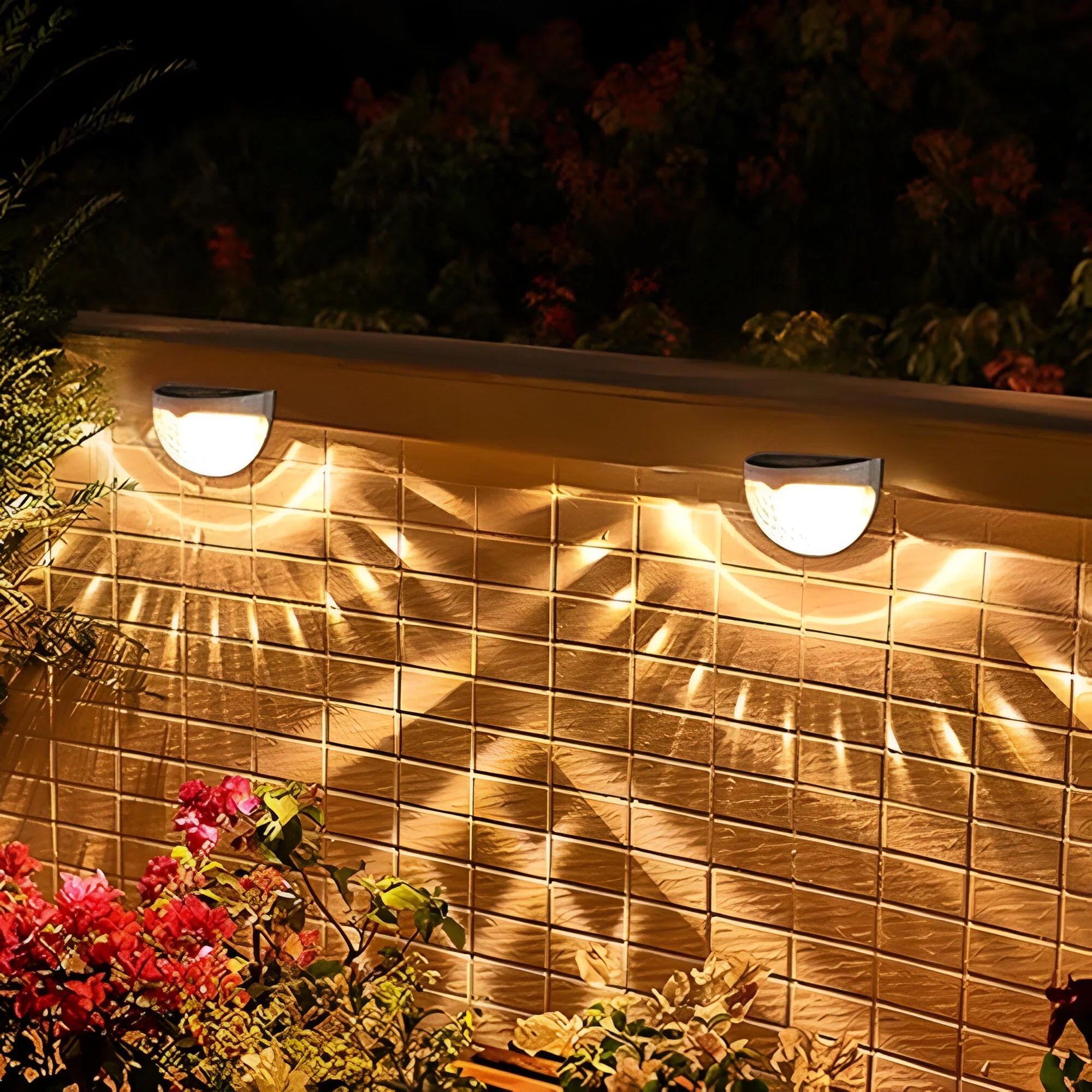 Solar Garden Wall Light with IP65 Waterproof