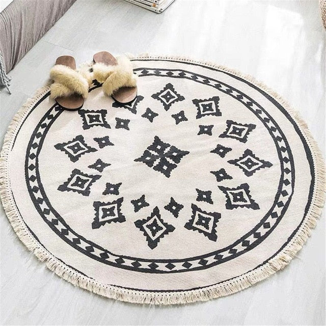 Boho Mandala Rug with Decorative Tassels