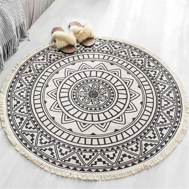 Boho Mandala Rug with Decorative Tassels