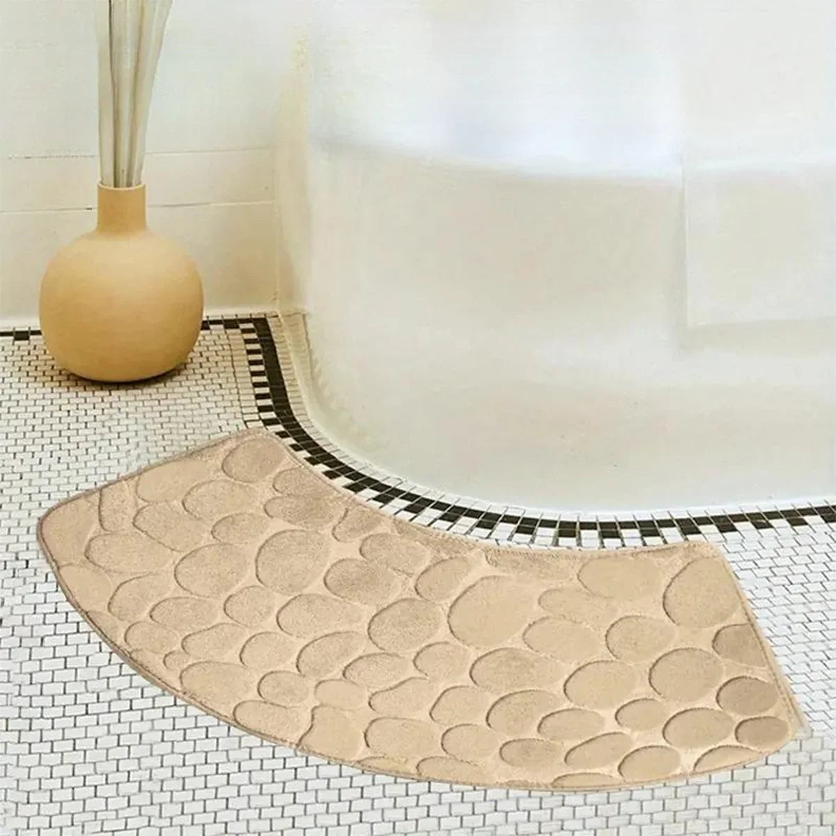 Curved Non Slip Bath Mat with Plush Foam