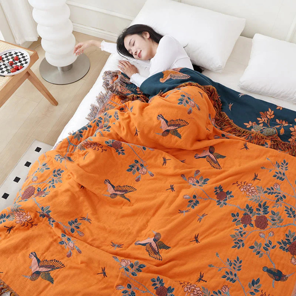 Elegant Cotton Throw Blanket with Tassels