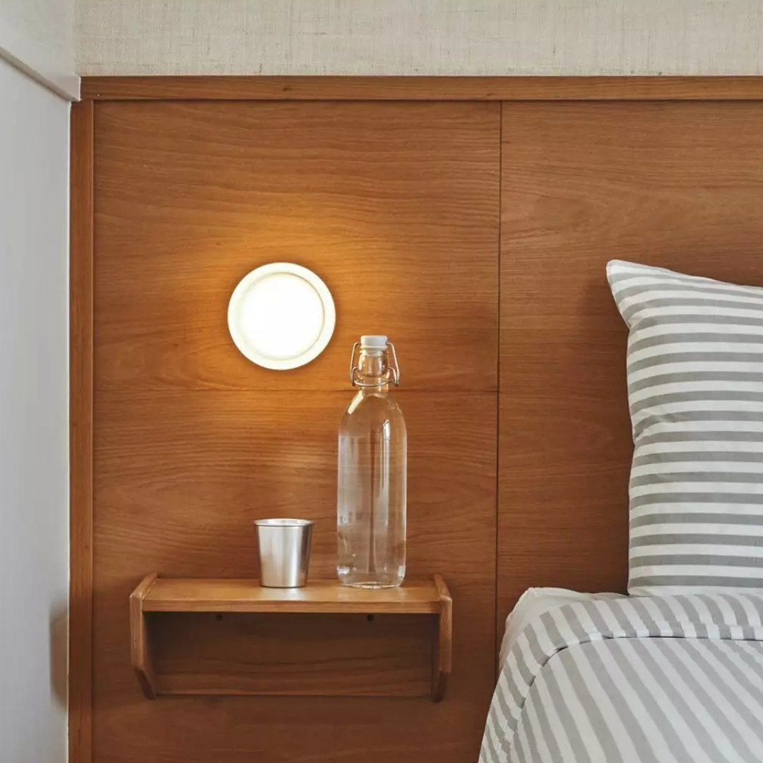 Modern Glass Wall Sconce with Round Halo Design