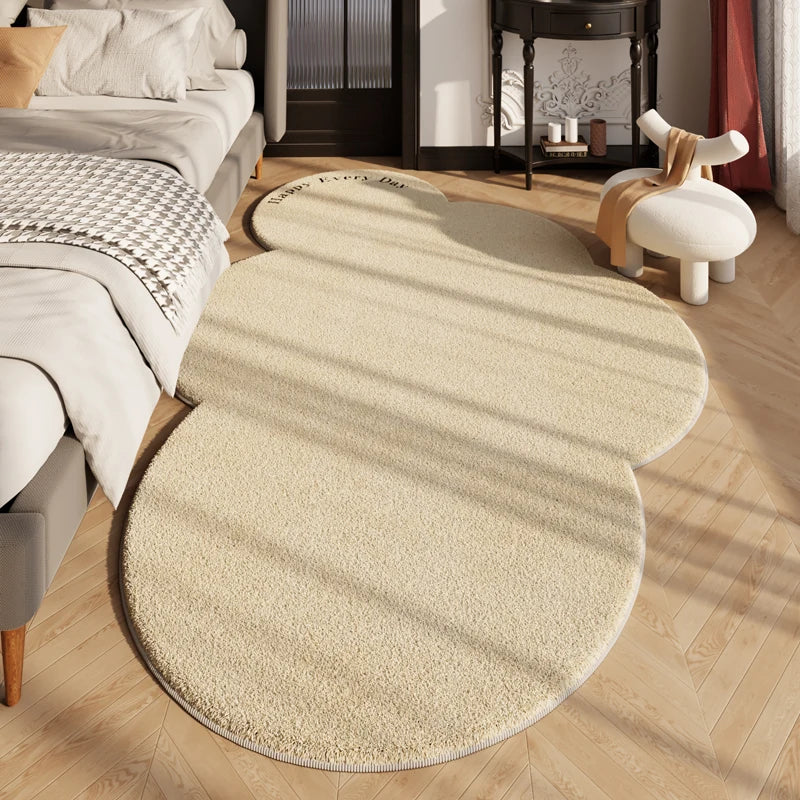 Nordic Plush Rug with Abstract Border