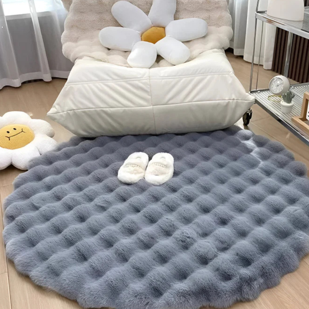 Plush Round Rug with Textured Soft Design