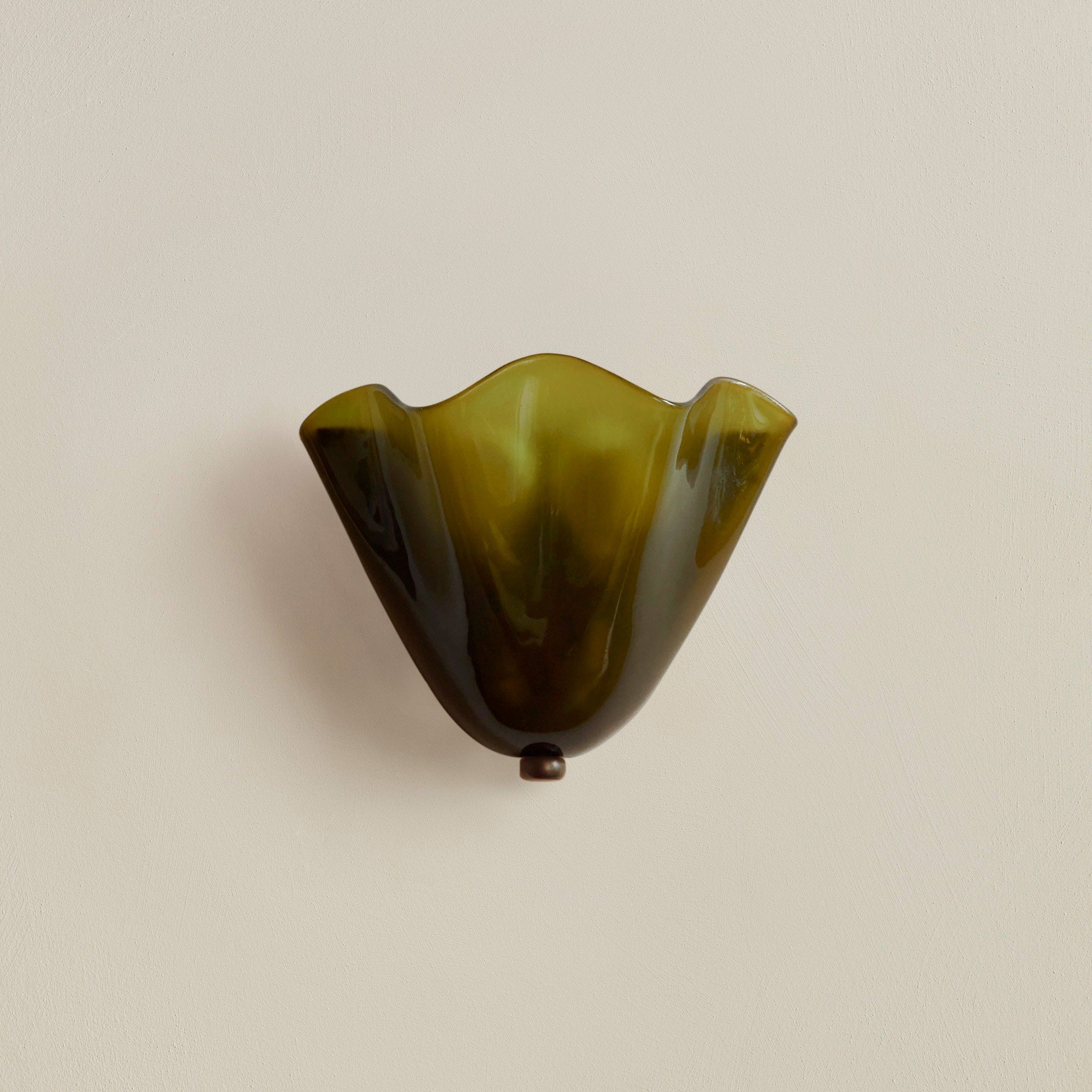 Stained Glass Wall Sconce Shell Design Light