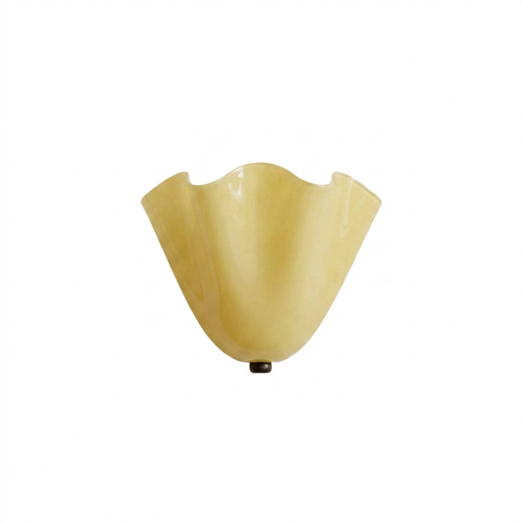 Stained Glass Wall Sconce Shell Design Light