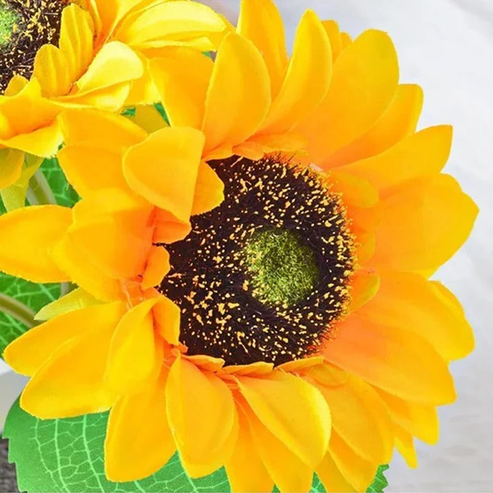 Sunflower LED Night Lamp with Decorative Pot